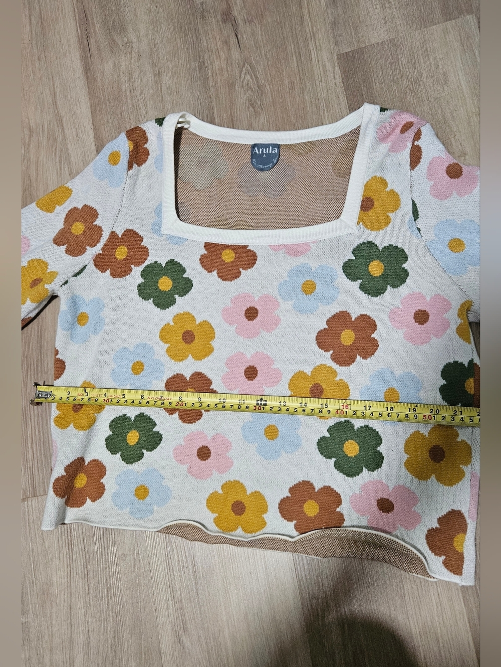 ARULA Cream Multi Floral Square-Neck Long Sleeve Top - Picture 9 of 12